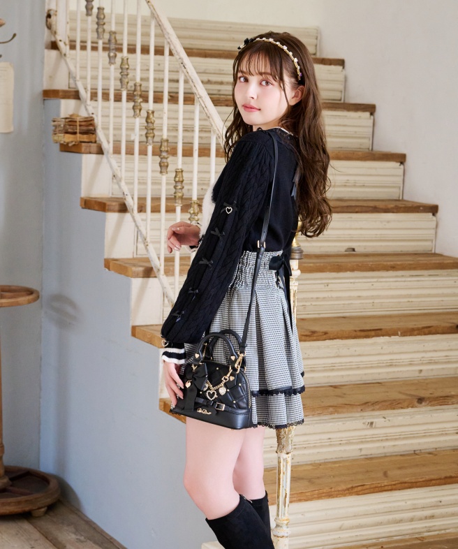 LIZ LISA