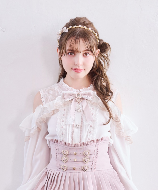 LIZ LISA