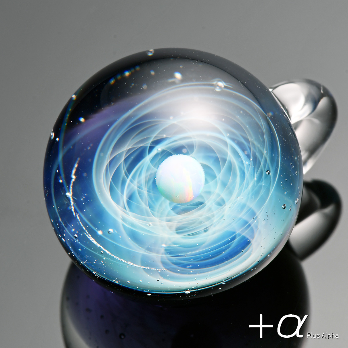 宇宙ガラス ペンダント ホワイトオパール
